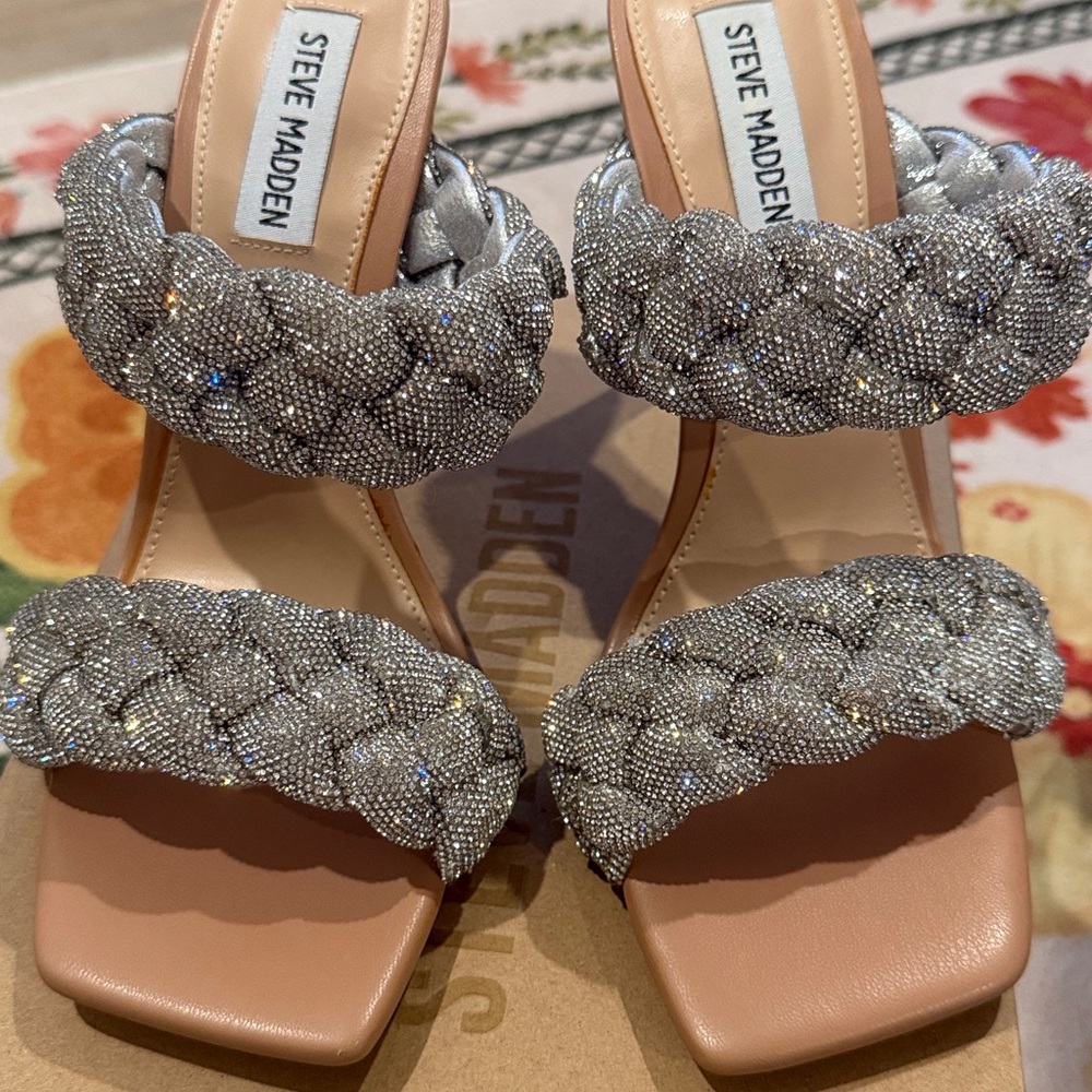 ✨Steve Madden Silver Braided Heels✨ - Picture 3 of 4
